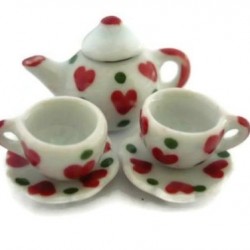 Green Red Heart Coffee Cup Scalloped Plate Teapot