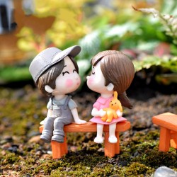 Couple Lover and Bench