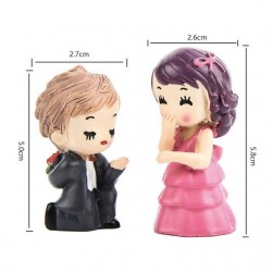 Proposing couple 