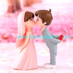 Wedding Kissing Couple