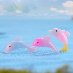 Color Dolphins