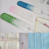 Holographic Bookmark Mold