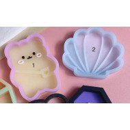 Bear shell shaker mold