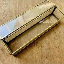 Glass Message Box