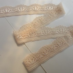 Peach elastic lace