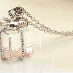 crystal box bow