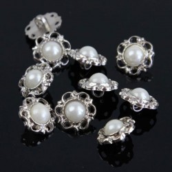 Vintage Resin Ivory Pearl Flower Buttons