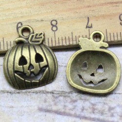 Halloween pumpkin face 