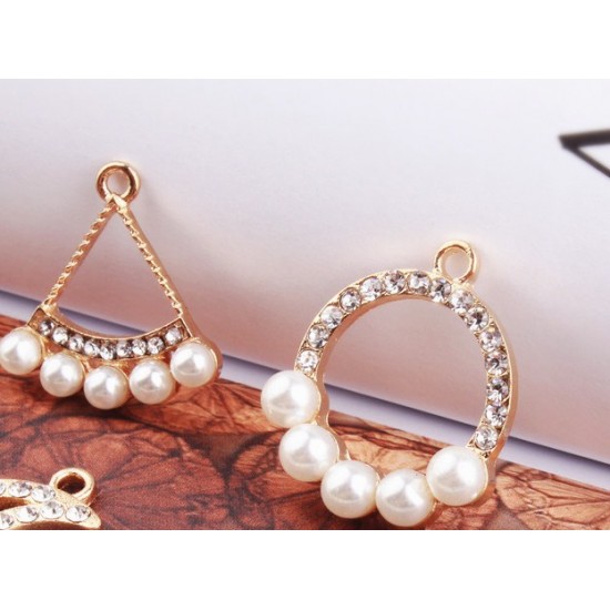 Exclusive Pearl Stone Bezel 