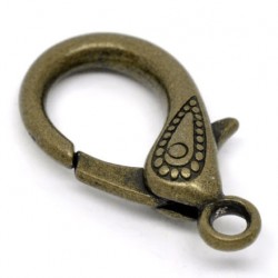 Big bronze clasp 